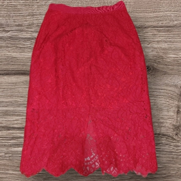 WOMEN'S H&M RED LACE PENCIL SKIRT - Picture 5 of 5